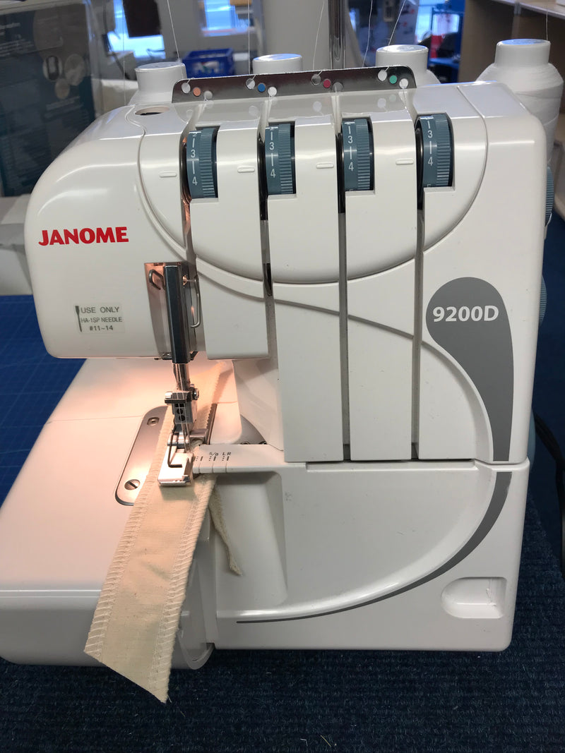 Janome 9200D overlocker